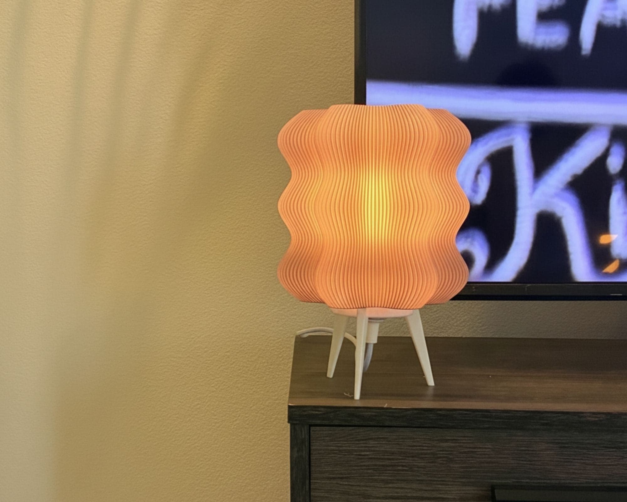 WavyGlow Table Lamp - table lamp angle 3
