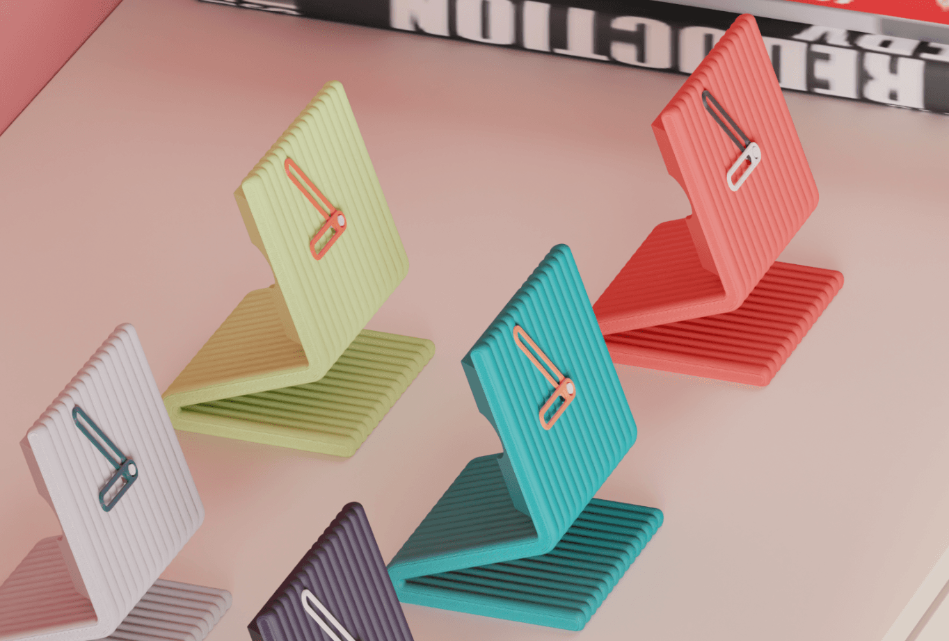 Ziggy Desk Clock - desk clock angle 4